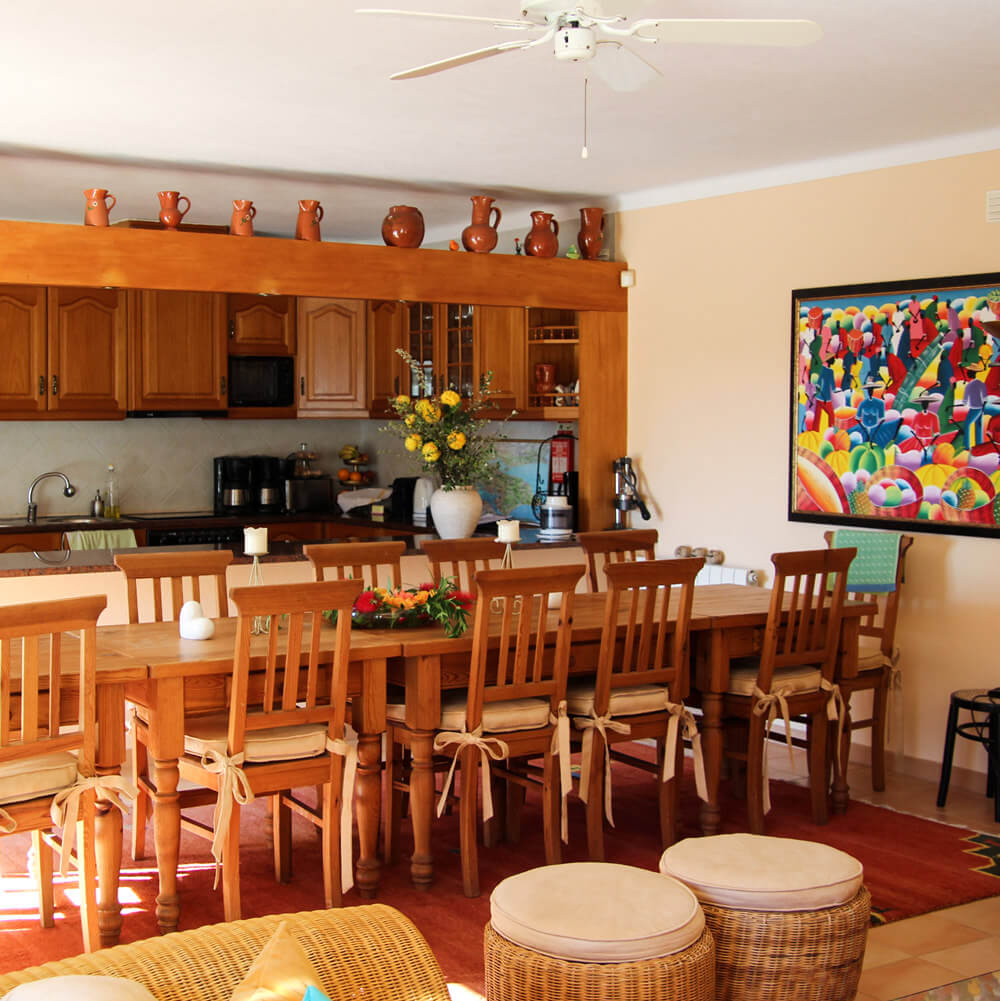 Cozinha bem equipada com sala comum para preparar refeições durante as férias Cozinha bem equipada com sala comum para preparar refeições durante as férias